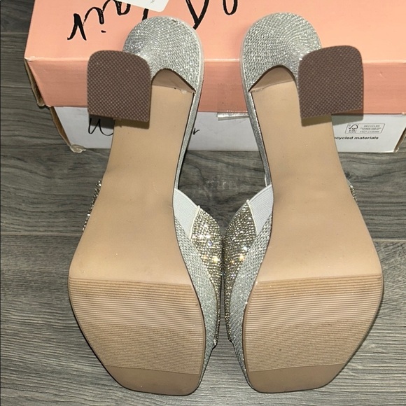 Wild Pair Rashele Platform Dress Sandals - Picture 7 of 7